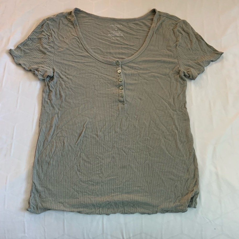 Arizona scoop neck top